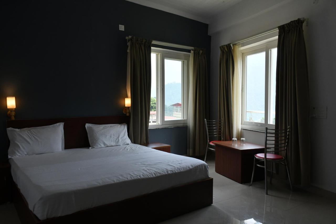 4Musafir Hotels Rishikesh Exterior photo